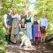 Gastgeber: Familie Liebewein-Schweighofer vom Serner am See | © Urlaub am Bauernhof Oberösterreich / Silvia und Alexander Liebewein-Schweighofer