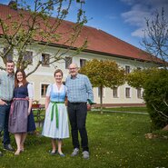 Gastgeber: Familie Postlmayr vom Hochhubergut | © Urlaub am Bauernhof Oberösterreich / Michael Leitner