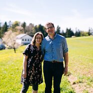 Regina und Thomas vom Biohof Stadler in Oberkappel, Mühlviertel | © Urlaub am Bauernhof Oberösterreich / Daniel Gollner