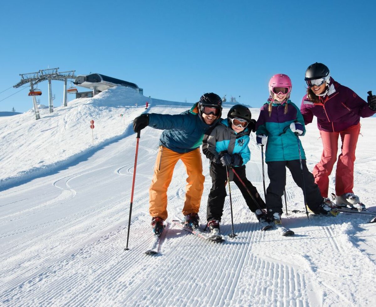 Skiurlaub mit der ganzen Familie, Flachau, Salzburger Land | © Flachau Tourismus / Markus Berger