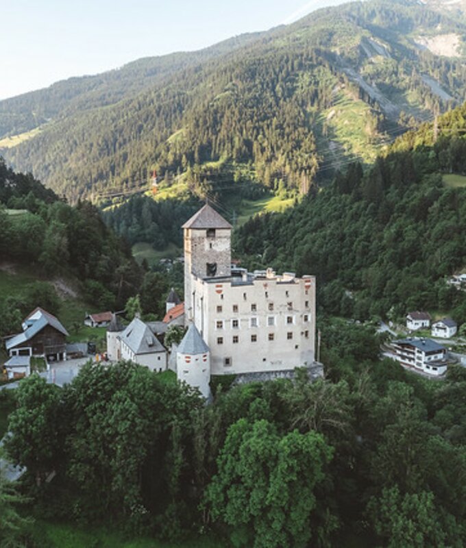 Burgenweg | © ©TVB Tirol West/ Roman Huber