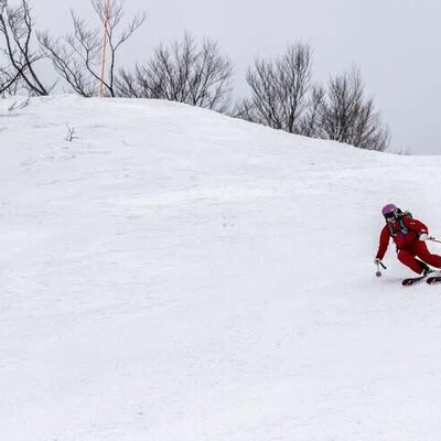 skiing