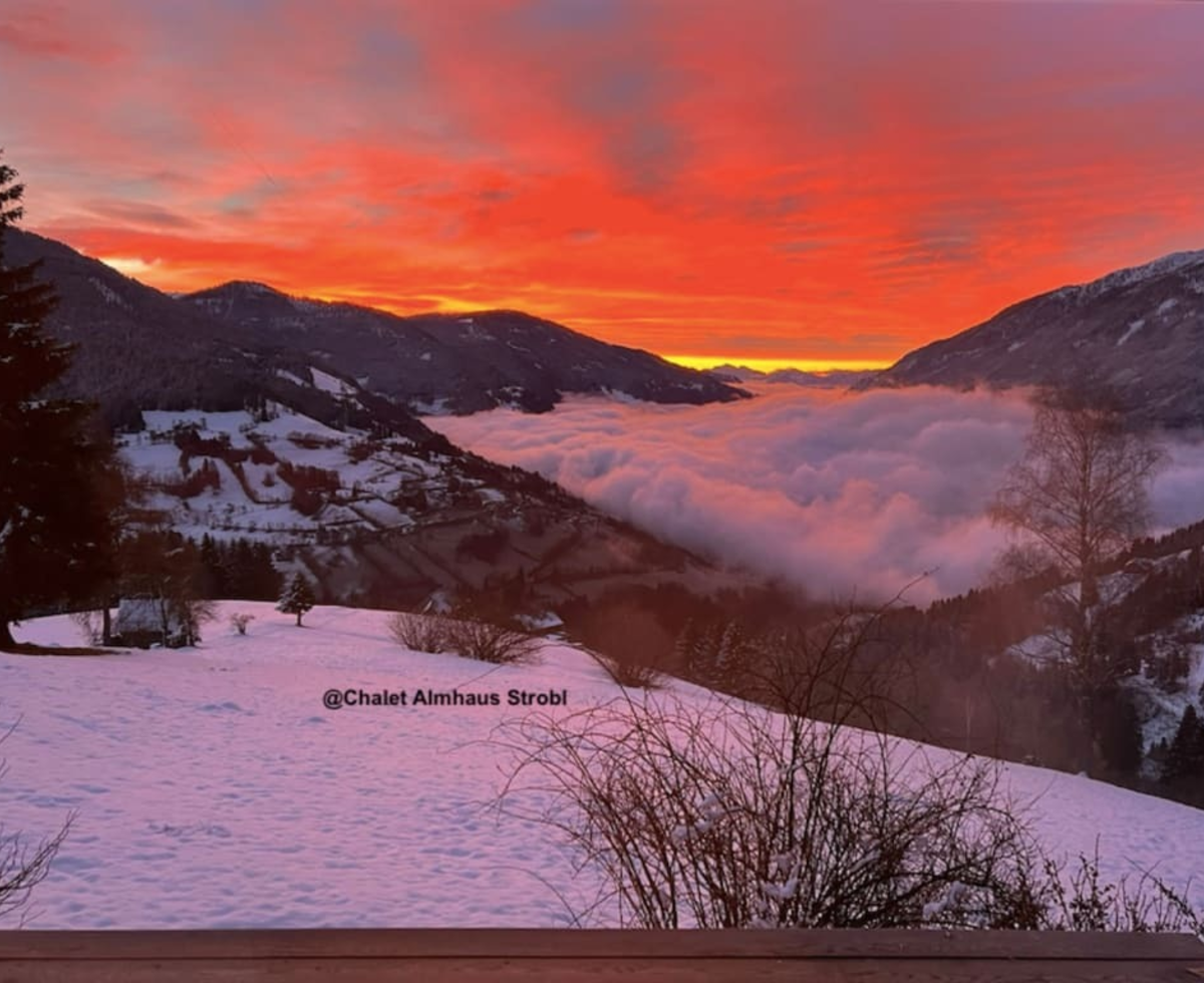 Sunset in Winter@Chalet Almhaus Strobl