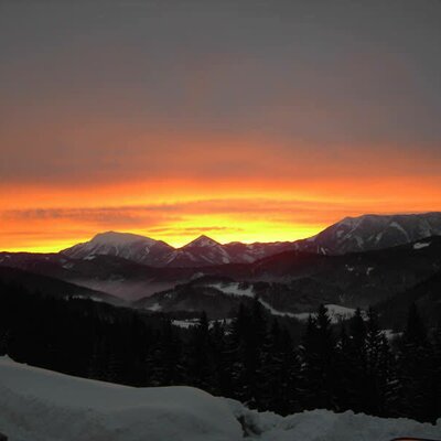 Sunrise view on the famous Ötscher