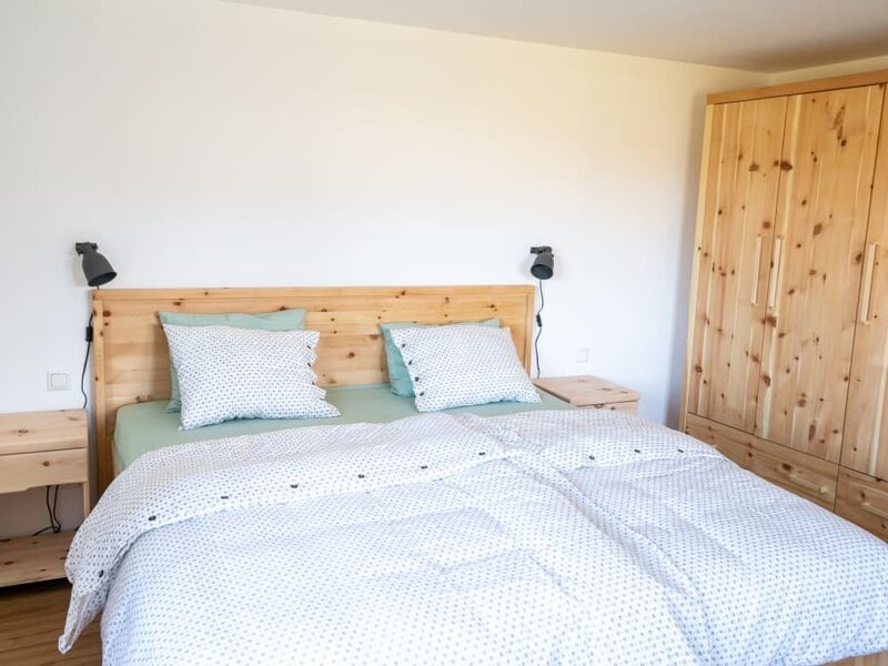 Holiday apartment "Austrian stone pine" - Bedroom