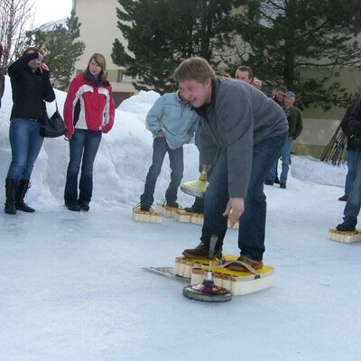 Bavarian curling