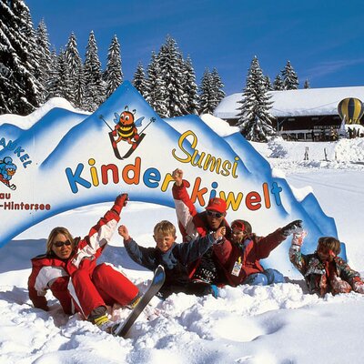 Children's ski world