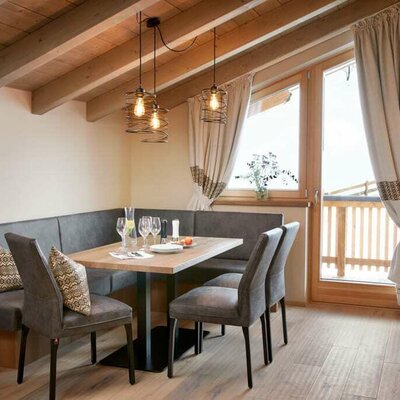 Dining area with table from oak wood