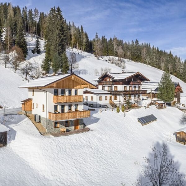 Pürstinghof in winter