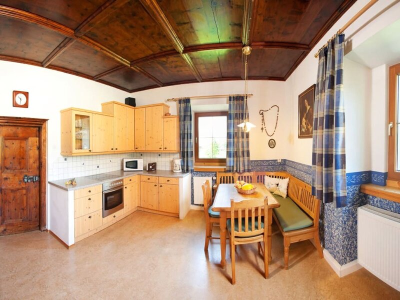 Kitchen in the apartment Zirbenstube