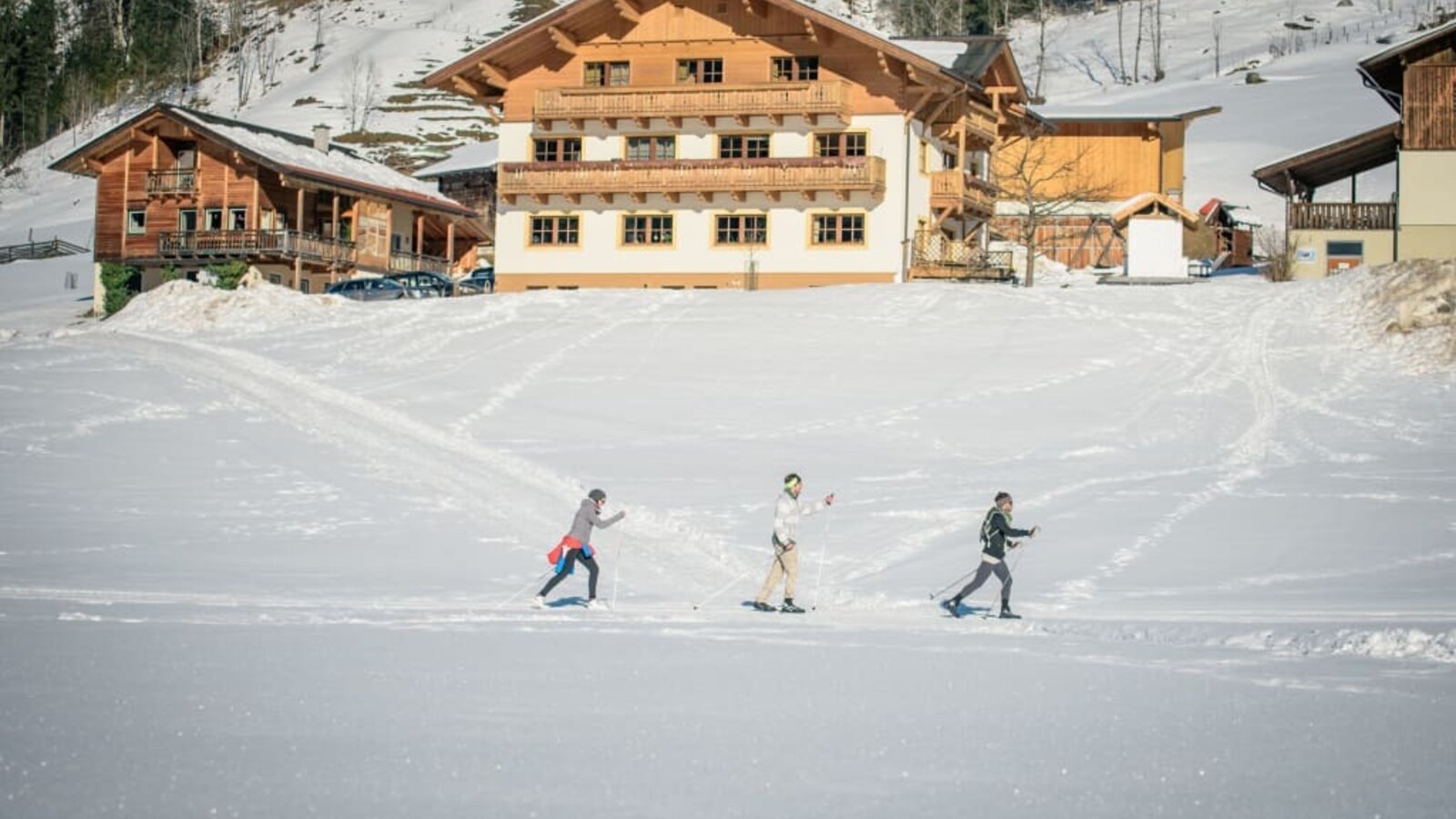 Cross-country ski trail infront of Schwabhof