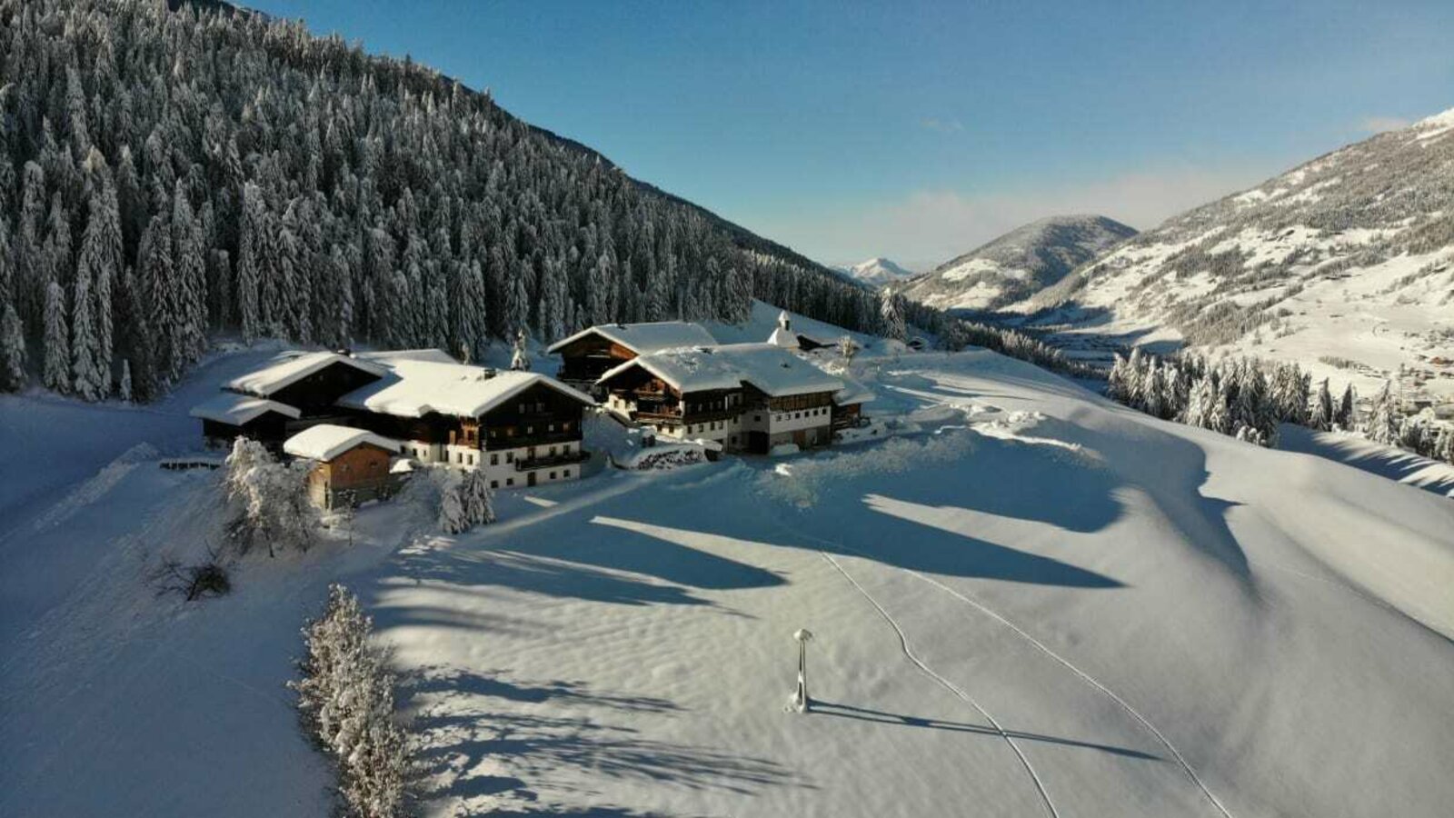 Hattlerhof in winter