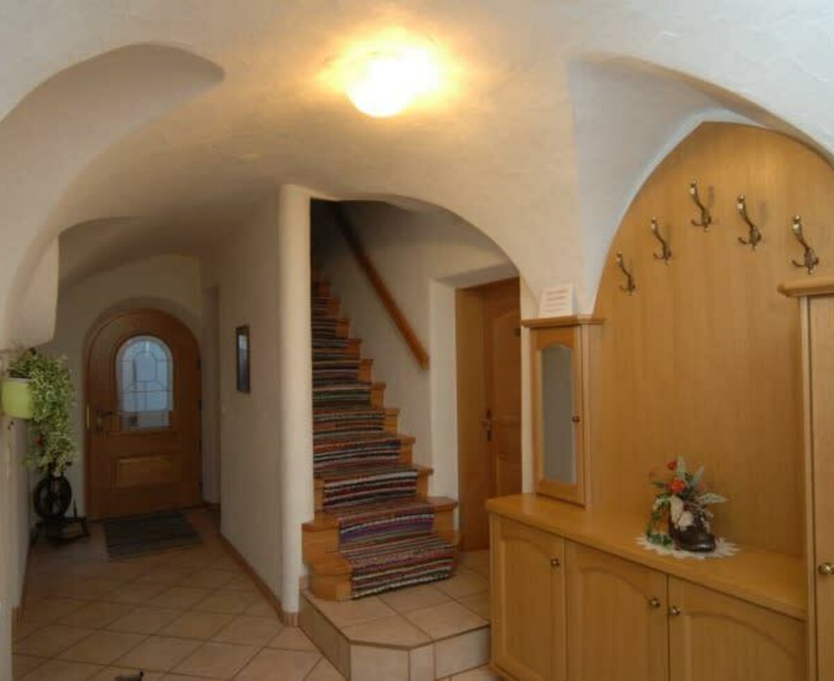 Hall with vault