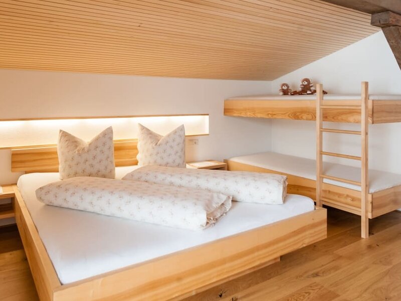 Double room with bunk bed