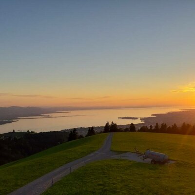 Our farm is the highest farm in the region. Enjoy the fantastic view over Lake Constance and the Swiss mountains.