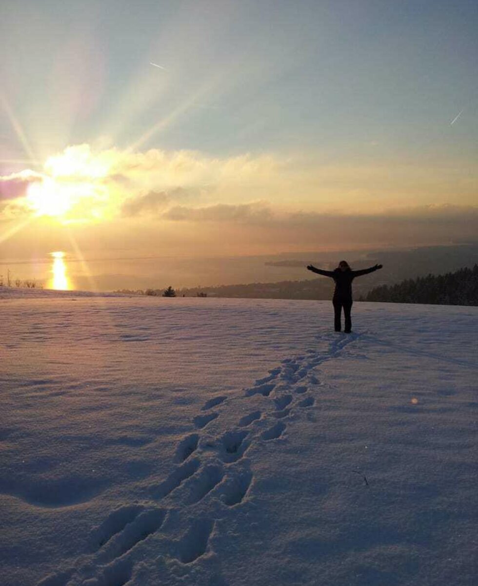 Winter sunset at the Sohlerhof in Eichenberg.